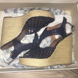 Lucky Brand crochet wedges in Moroccan blue